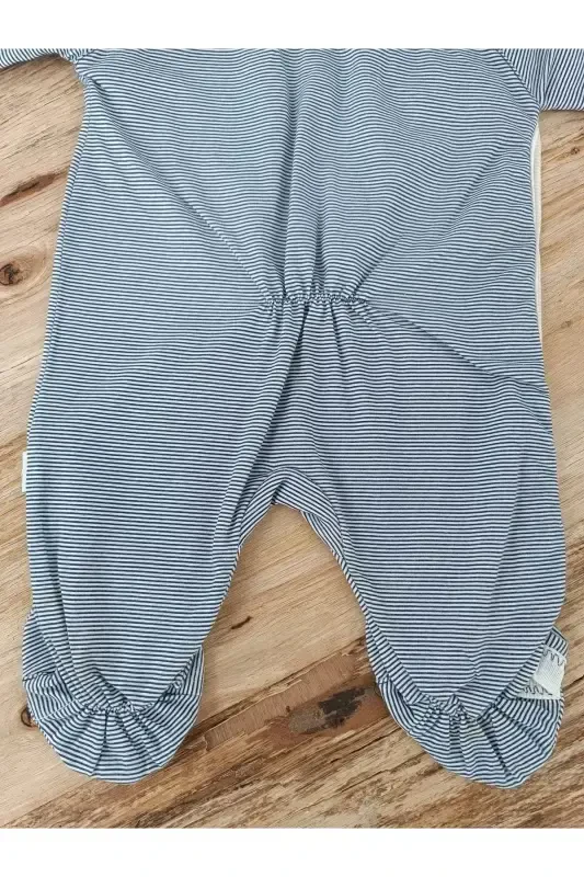 0-3 3-6 Months Baby Boy Romper with Bow Tie Stripe Pattern and Snap Closure - 2