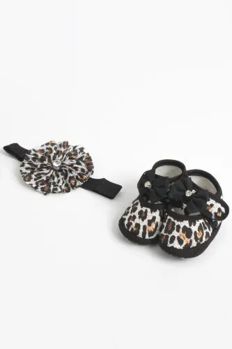 0-3 Ay Yeni Doğan Kırçıllı Desen Siyah-Beyaz Bebek Bandana Patik Seti - LOGO AKSESUAR (1)