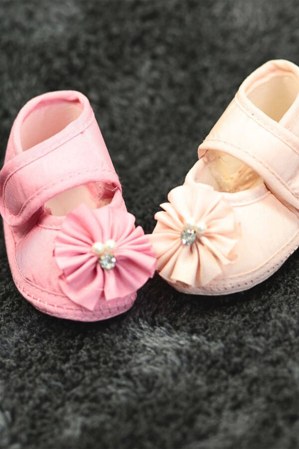 0-3 Month Newborn Girl Pink Flower Pearl And Stone Baby Bandana Bootie Set - 6