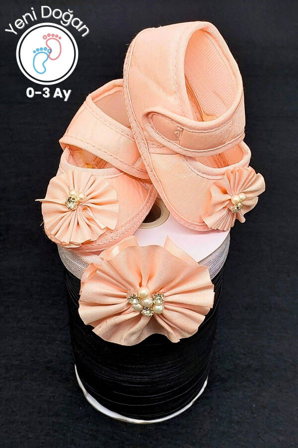 0-3 Month Newborn Pearl Flower Salmon Baby Bandana Bootie Set - 7