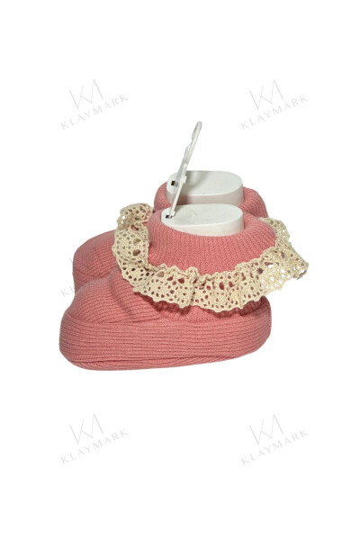 0-3 Months Lacy Baby Booties - KLAYMARK (1)