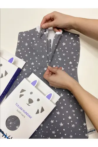 0-4 Ay Yeni Sezon Renkli Gri Yıldız Desenli Çıtçıtlı Fermuarlı Tulum Kundak (OEKO TEX CIF BELGELİ)-Gri Yıldız - 5