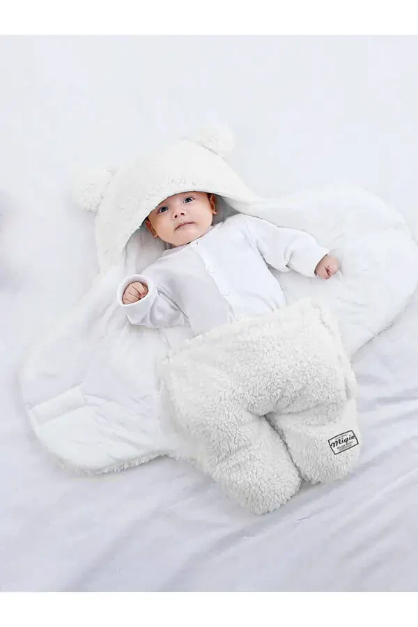 0-4 Month Baby Swaddle Sleeping Bag Curly Wellsoft Plush Off-White - 2