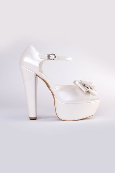 1-94162 15cm Bridal Shoes - 2