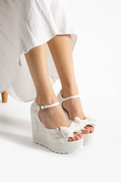 1-94362 Spor Dolgu Topuk Gelin Ayakkabı - KARINCA (1)