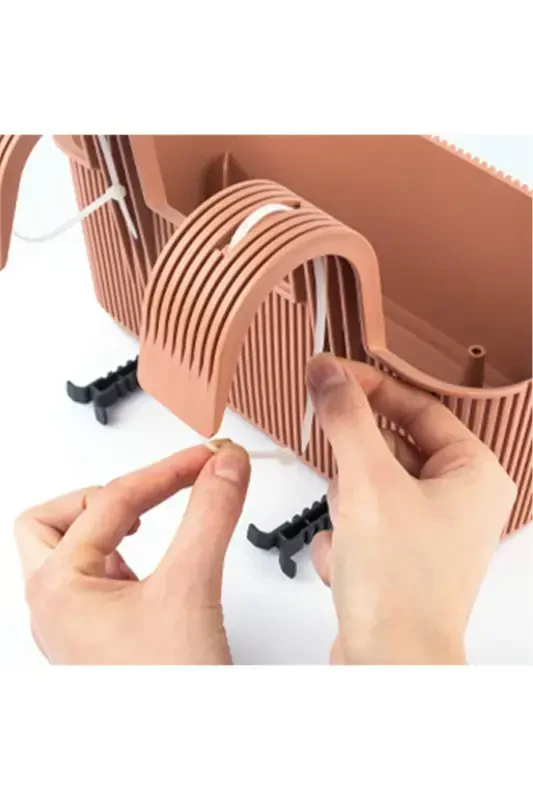 1 Pera Hanging Planter 3.2 Liters 29cm Plastic Garden Balcony Fence Railing Flower Pot-BLACK - 5