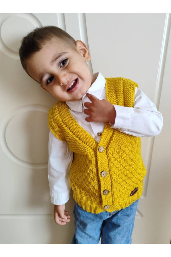 1+ Year Anti Pilling Handcrafted Seamless Hand Knitted 100% Acrylic Baby Wool Vest - 1