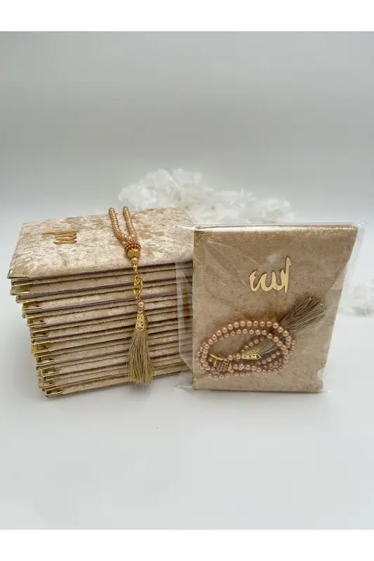 10 Adet Gold Hediyelik Jelatinde Kadife Yasin Cüzü Ve Inci Tesbih Seti ( Mevlit-hac-umre-sünnet) - GOLD - 1