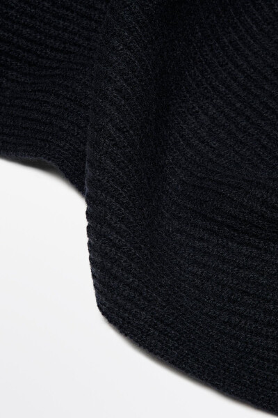 100% cashmere knitted scarf - 4