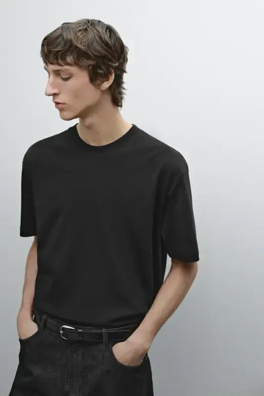 100% cotton mid-weight t-shirt-BLACK - 8