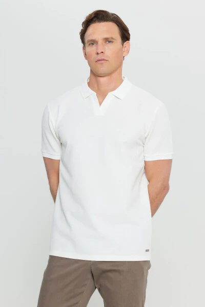 100% Cotton Standard Fit Regular Cut Polo Neck Knit Ecru Knitted T-Shirt - 3