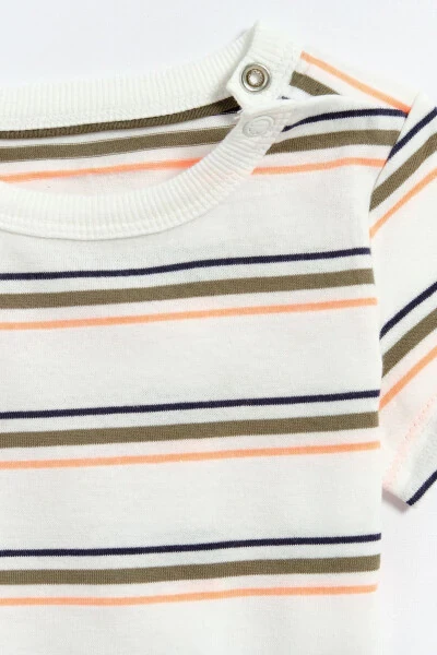 100% Cotton Striped Baby Boy T-Shirt with Snap Closure - White - Kyron (1)