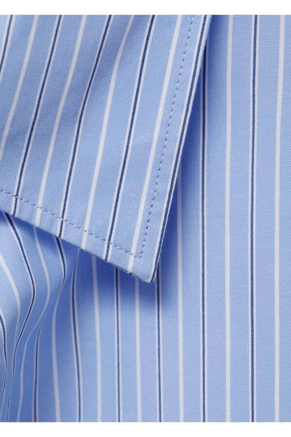 100% Cotton Striped Shirt - 7