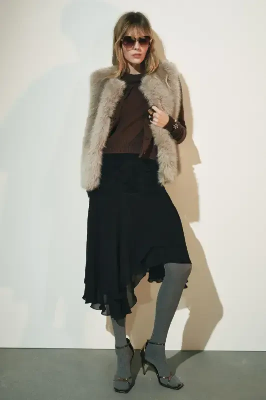 %100 ШЕРСТЬ, ОДНОТОННЫЙ ТРИКОТАЖНЫЙ СВИТЕР - Коричневый - ZARA