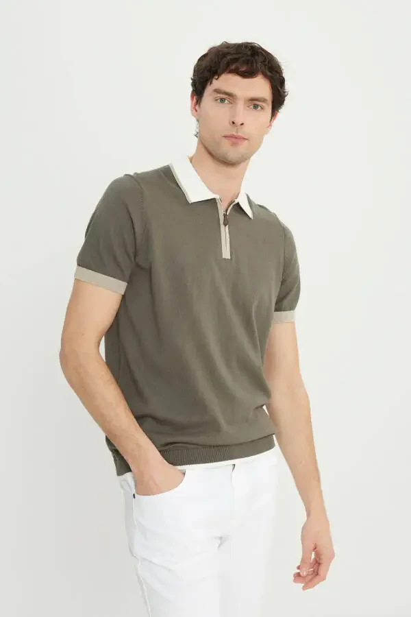 100% хлопок. Стандартный крой. Обычная посадка. Поло. Трикотажная рубашка цвета хаки. - 4