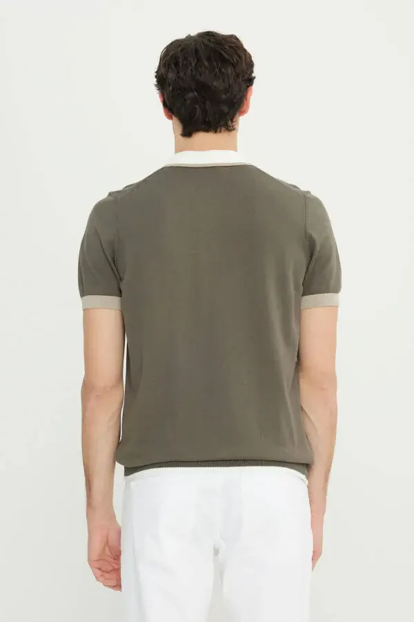 100% хлопок. Стандартный крой. Обычная посадка. Поло. Трикотажная рубашка цвета хаки. - 10