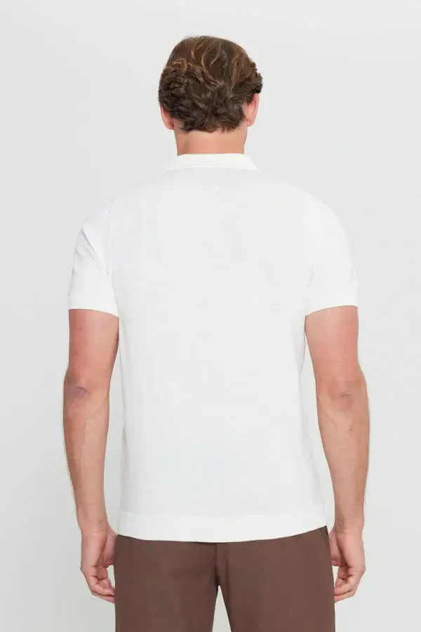 %100 хлопок, стандартный крой, прямой силуэт, трикотажный воротник поло, белая трикотажная футболка - 5