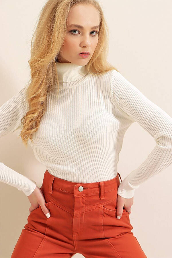 10311 Fisherman Collar Knit Sweater - White - 11