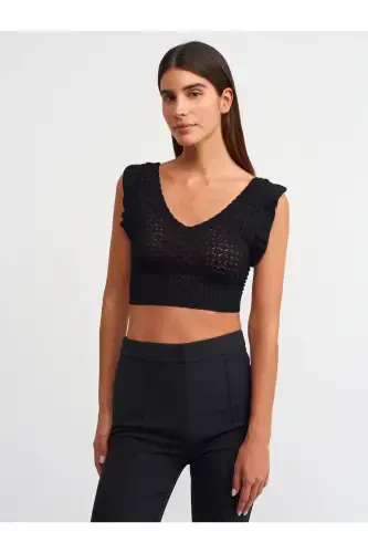 10546 V-Neck Ruffled Knit Crop - Black - Black - 1