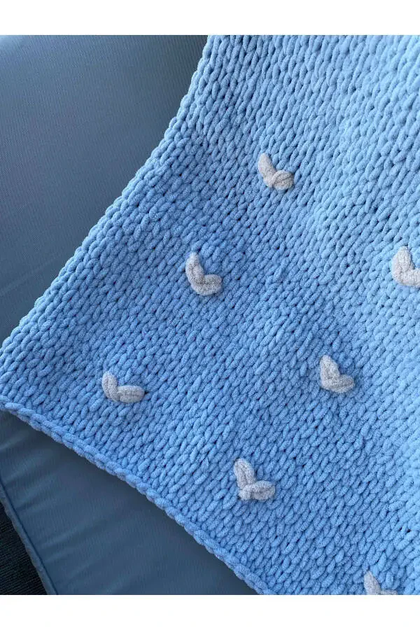 110*105 cm. hand knitted baby b & Tv blanket - 3