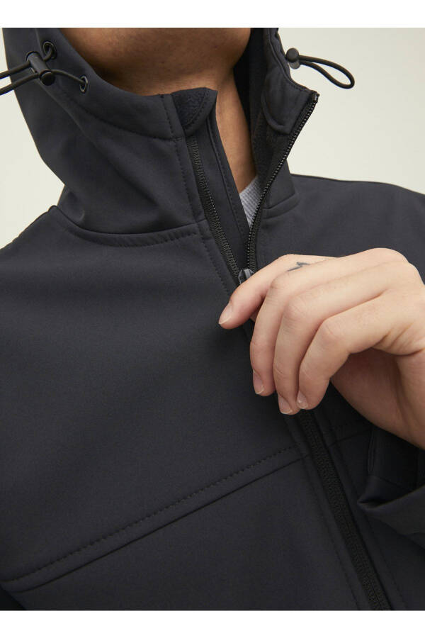 12212363 Jack Jones Jjemarvin Softshell Noos Hoodie Erkaklar Moni Qora - 5