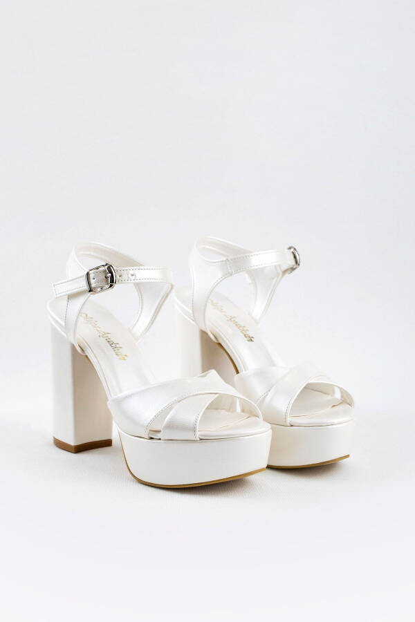 12cm Mother-of-Pearl Leather, Off White, Bridal Shoes, Wedding Shoes, Very Comfortable, Comfort Focused - 1