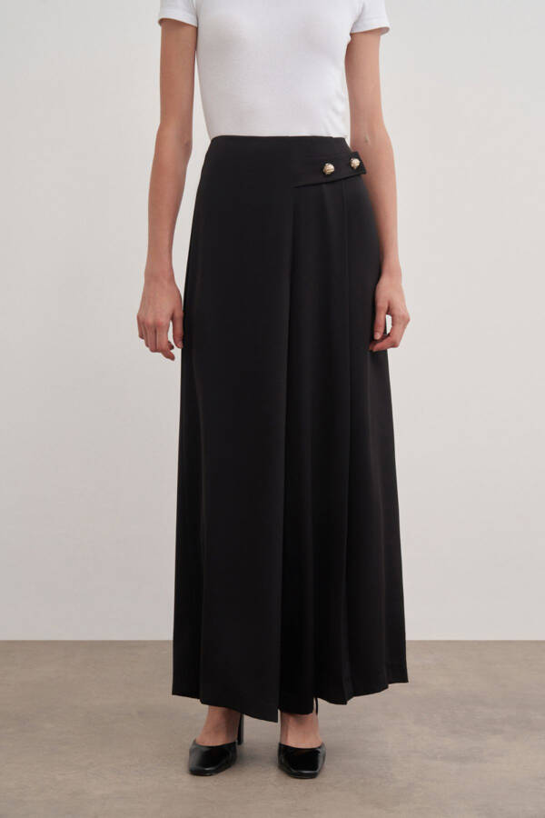 14125111 Buttoned Trousers Skirt - 3