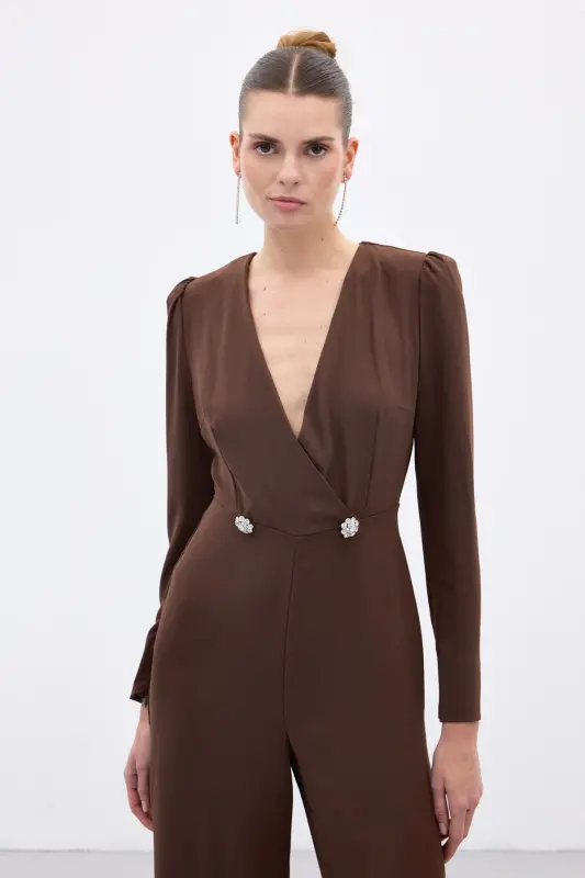 Kruvaze Süs Taşlı Krep Tulum - Kahve - Kahve - 5