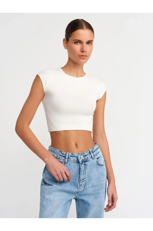 Kadın Pamuk ve Modal Karışımlı Crop Top T-shirt - 30528 - K - DILVIN