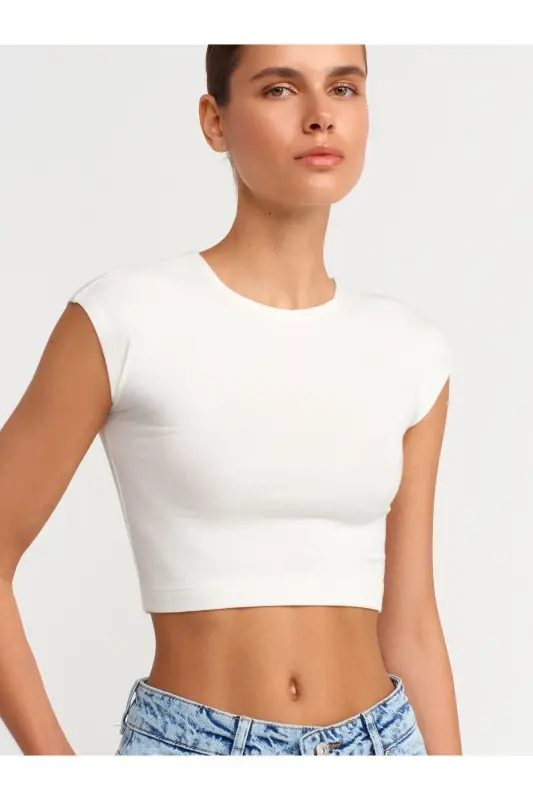 Kadın Pamuk ve Modal Karışımlı Crop Top T-shirt - 30528 - K - 4