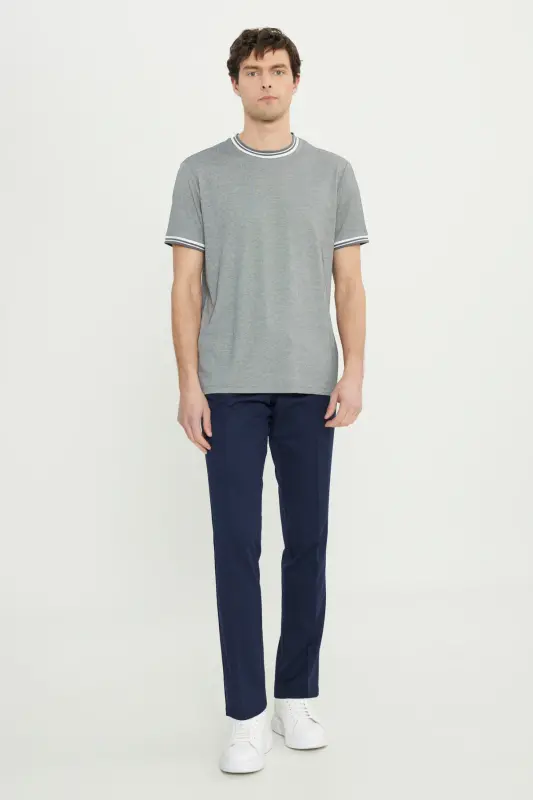 Erkek Siyah Pamuklu Slim Fit Dar Kesim Bisiklet Yaka Tişört - Siyah - 2