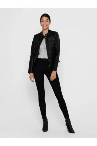 15081400 Kadın Deri Ceket Siyah 