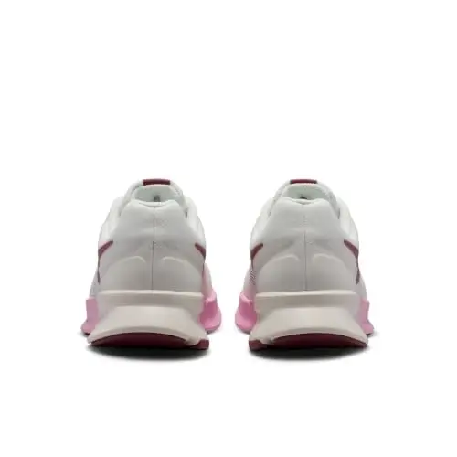 Nike Women's Run Swift 3 Road Running Shoes - 5