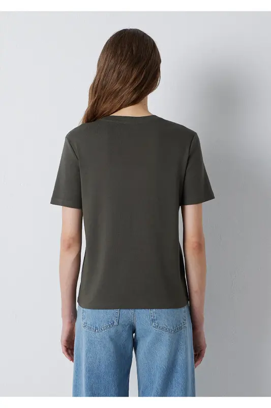 Haki Basic Tişört Semi Slim Fit / Yarı Dar Kesim 1612916-71553 - Haki - 6