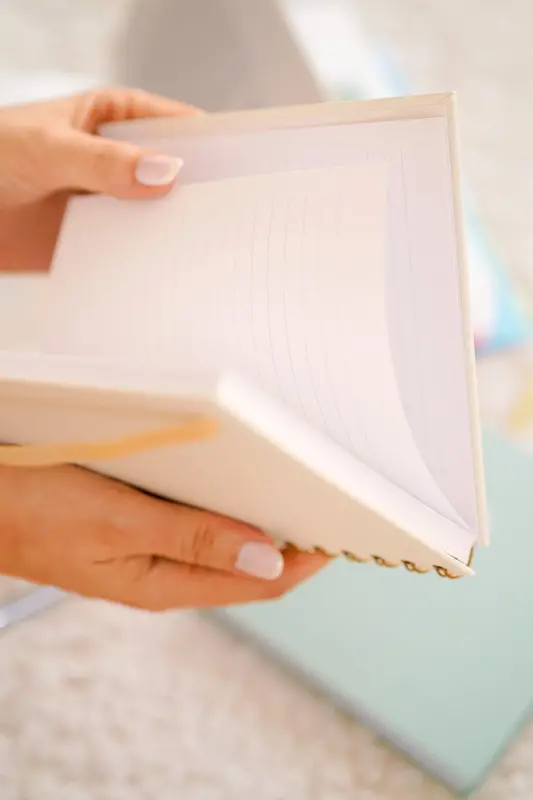 15x15 Cm Square 2-Piece Set Spiral Lined Undated Notebook Daisy-Green - 5