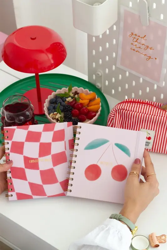 15x15 cm. Square 2-Piece Set Spiral Undated Planner Agenda and Notebook Cherry-Pink - 5