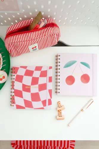 15x15 cm. Square 2-Piece Set Spiral Undated Planner Agenda and Notebook Cherry-Pink 