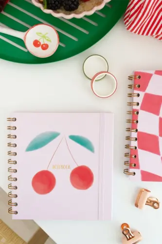 15x15 sm. Kvadrat 2 tоʻplam Spiral Аbadiy Planner Agenda va Daftar Gilos-Pushti - MATT NOTEBOOK (1)