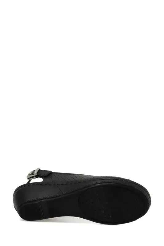 162750.Z4FX Black Women's Comfort Sandal - 6