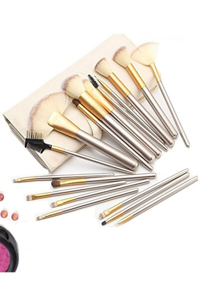 18 Piece Makeup Brush Set Cream - 13