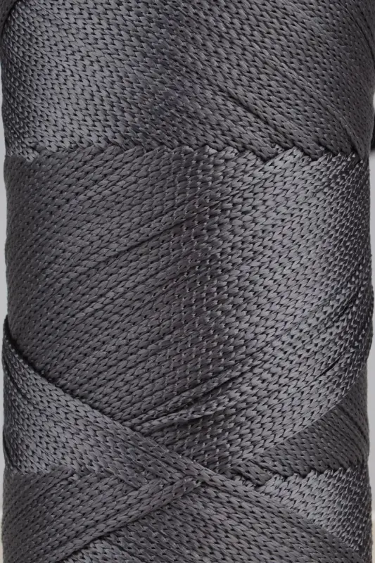 2 Mm - 200 gr Polyester Makrome Ipi Koyu Gri 230 M Polyester Makrome Ip Supla Ip Ve Çanta Ipliği-Koyu Gri - 2