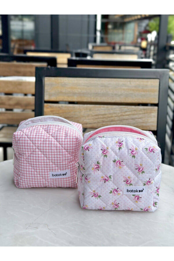 2-Piece Mini Rose and Rosehip Square Pattern Makeup Bag - Small Size - 11