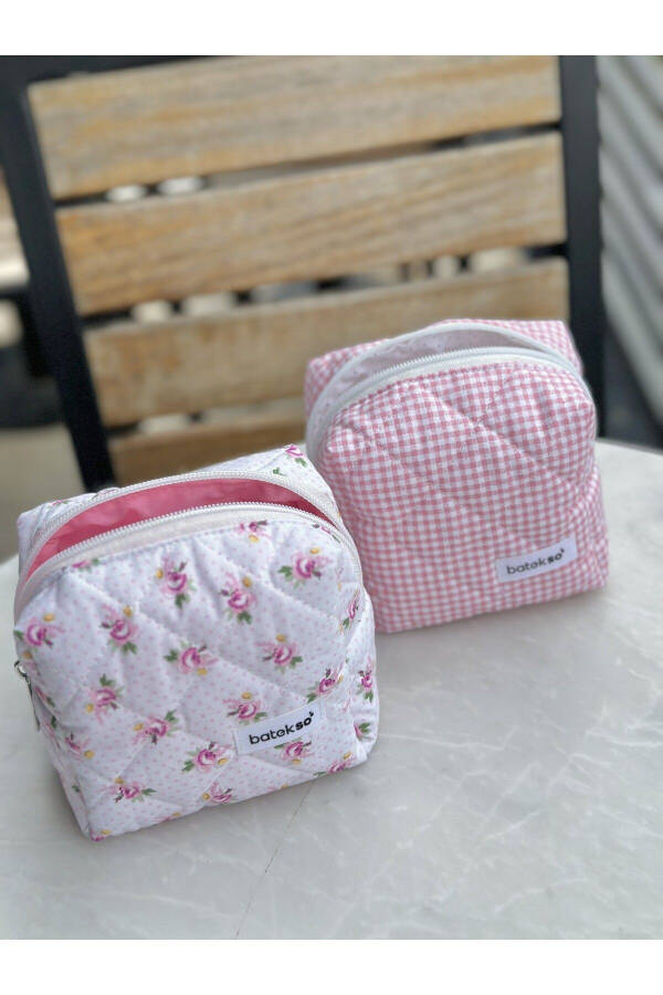 2-Piece Mini Rose and Rosehip Square Pattern Makeup Bag - Small Size - 13