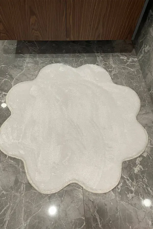 2-Piece White Bathroom Rug Set Plush Shaggy Rug Toilet Set (80x80 and 100x100) - 4