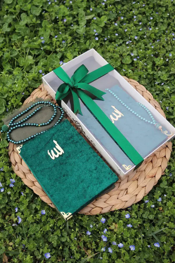 20 Piece Scarved Yasin Gift Mevlid Set Y201 Green - 1