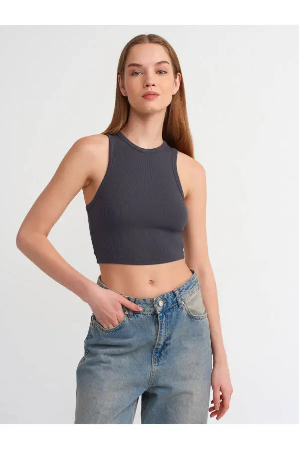 20820 Stitch Detail Crop Top - Anthracite - 9