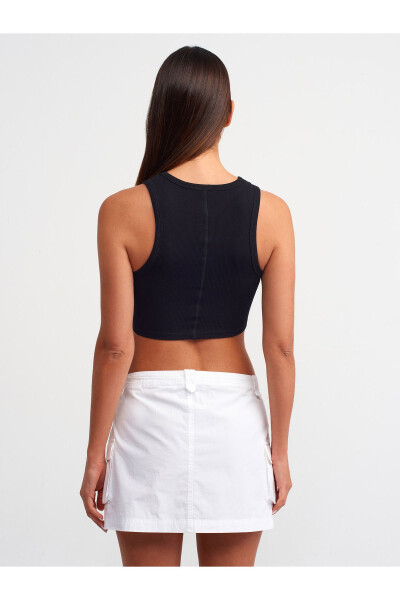 20820 Stitch Effect Crop Top - Black - 11