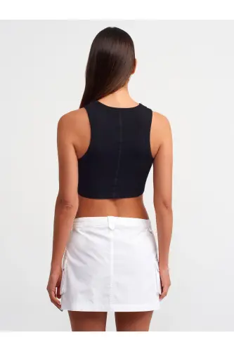 20820 Stitch Effect Crop Top - Black - 2