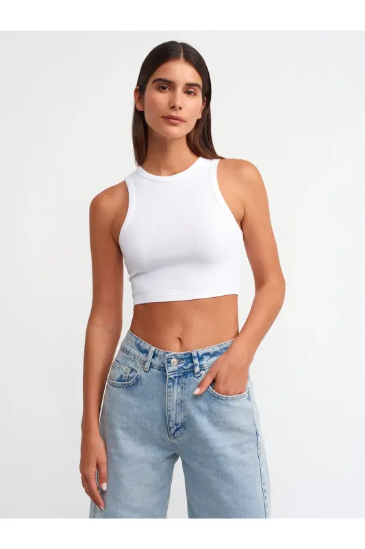 20820 Tikuv Effektli Crop Top-Oq-Oq - 1