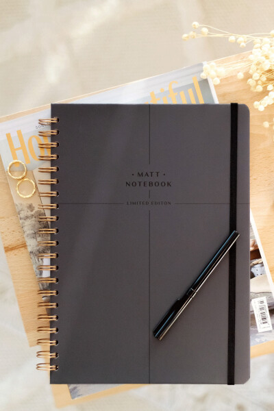 20x28 Cm A4 Hard Cover Notebook with Elastic Band and Spiral Binding, Squared - MATT NOTEBOOK